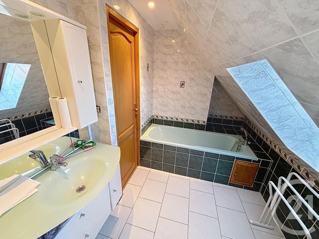 Maison &agrave; vendre - 4 pi&egrave;ces - 131 m2 - Valmont - 76 - HAUTE-NORMANDIE