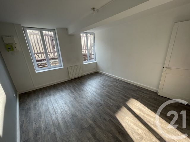 Maison &agrave; louer - 5 pi&egrave;ces - 83 m2 - Valmont - 76 - HAUTE-NORMANDIE