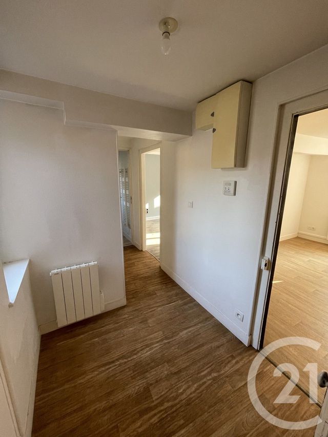 Maison &agrave; louer - 5 pi&egrave;ces - 83 m2 - Valmont - 76 - HAUTE-NORMANDIE