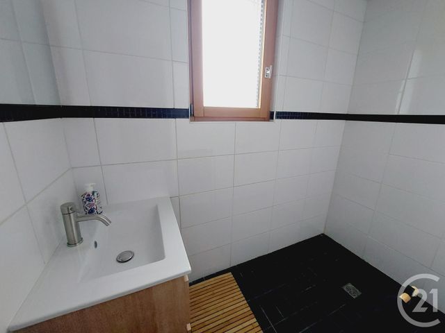 Maison &agrave; louer - 3 pi&egrave;ces - 59,42 m2 - Ypreville Biville - 76 - HAUTE-NORMANDIE