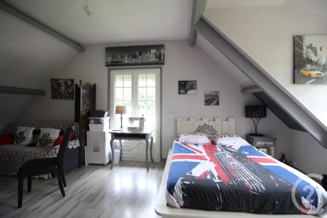 Afficher la photo en grand Maison à vendre - 7 pièces - 146,63 m2 - Veules Les Roses - 76 - HAUTE-NORMANDIE