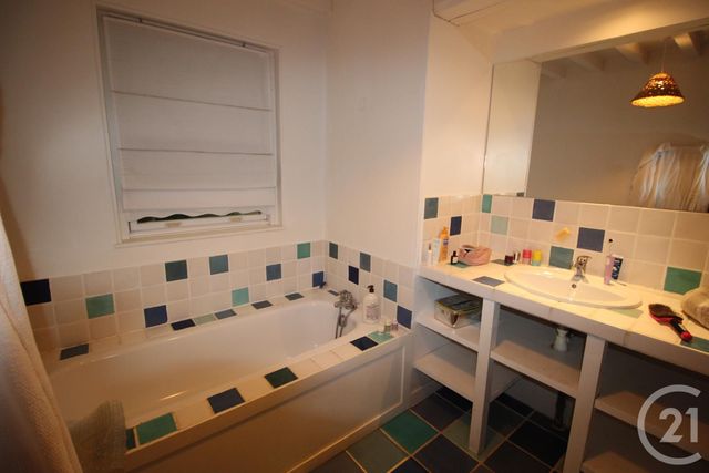 Maison à louer - 5 pièces - 152,76 m2 - Gueutteville Les Gres - 76 - HAUTE-NORMANDIE