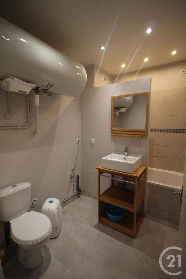 Appartement F2 à louer - 2 pièces - 38,89 m2 - St Valery En Caux - 76 - HAUTE-NORMANDIE