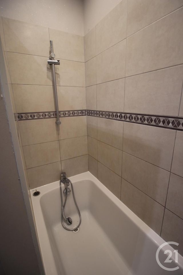 Appartement F2 à louer - 2 pièces - 38,89 m2 - St Valery En Caux - 76 - HAUTE-NORMANDIE