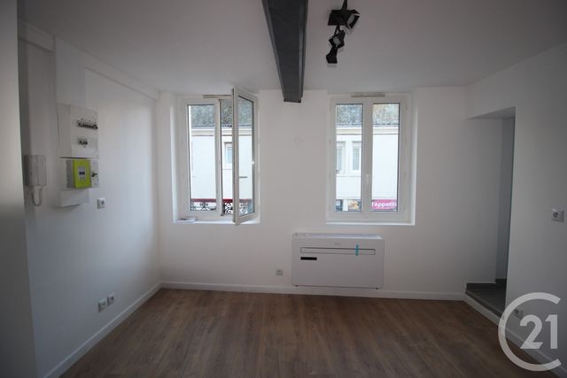 Appartement F1 &agrave; louer - 1 pi&egrave;ce - 10,94 m2 - St Valery En Caux - 76 - HAUTE-NORMANDIE