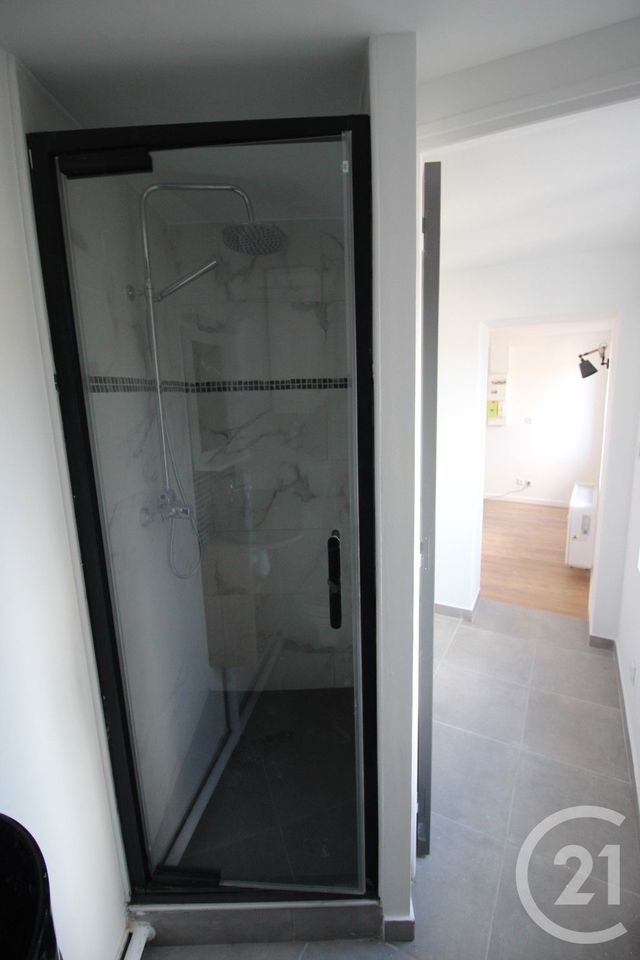 Appartement F1 &agrave; louer - 1 pi&egrave;ce - 15,57 m2 - St Valery En Caux - 76 - HAUTE-NORMANDIE