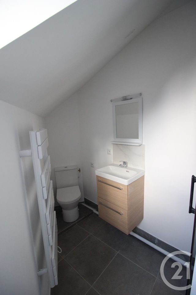 Appartement F1 &agrave; louer - 1 pi&egrave;ce - 17,14 m2 - St Valery En Caux - 76 - HAUTE-NORMANDIE