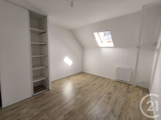 Maison &agrave; louer - 6 pi&egrave;ces - 204 m2 - St Laurent En Caux - 76 - HAUTE-NORMANDIE