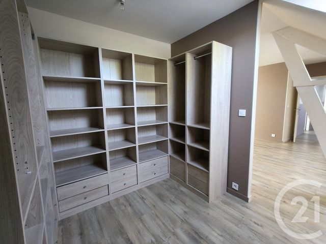 Maison &agrave; louer - 6 pi&egrave;ces - 204 m2 - St Laurent En Caux - 76 - HAUTE-NORMANDIE