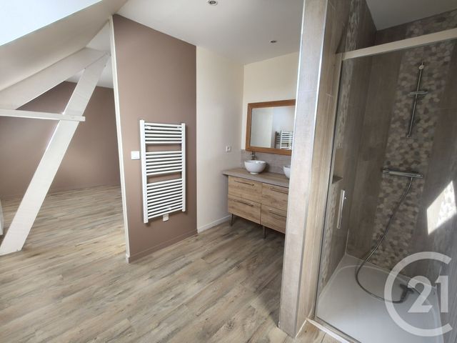 Maison &agrave; louer - 6 pi&egrave;ces - 204 m2 - St Laurent En Caux - 76 - HAUTE-NORMANDIE