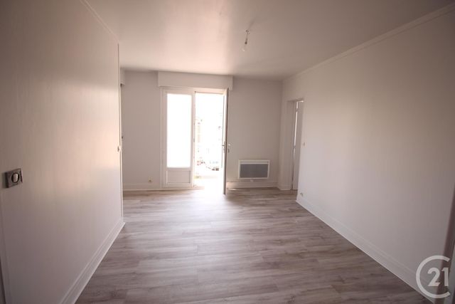 Appartement F3 &agrave; louer - 3 pi&egrave;ces - 43,33 m2 - St Valery En Caux - 76 - HAUTE-NORMANDIE