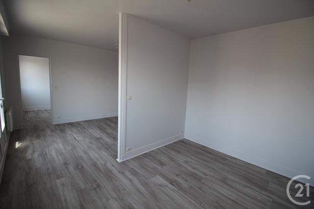Appartement F3 &agrave; louer - 3 pi&egrave;ces - 43,33 m2 - St Valery En Caux - 76 - HAUTE-NORMANDIE
