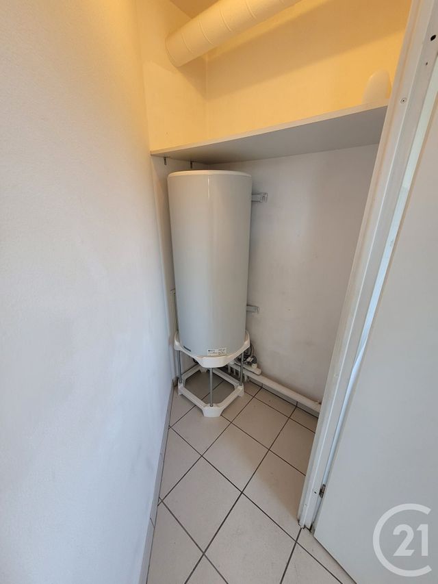 Appartement &agrave; louer - 2 pi&egrave;ces - 43,59 m2 - St Valery En Caux - 76 - HAUTE-NORMANDIE