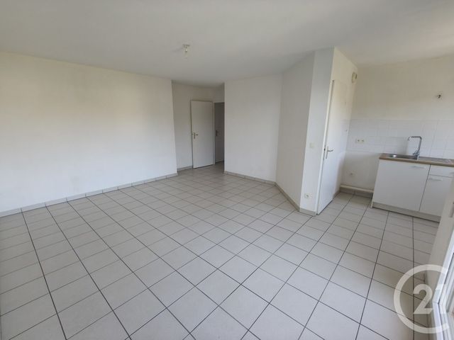 Appartement &agrave; louer - 2 pi&egrave;ces - 43,59 m2 - St Valery En Caux - 76 - HAUTE-NORMANDIE