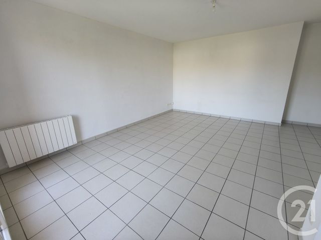 Appartement &agrave; louer - 2 pi&egrave;ces - 43,59 m2 - St Valery En Caux - 76 - HAUTE-NORMANDIE