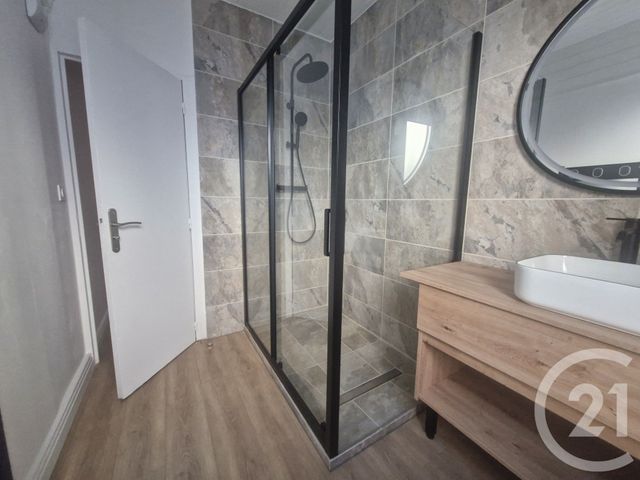 Appartement &agrave; vendre - 4 pi&egrave;ces - 81,31 m2 - St Valery En Caux - 76 - HAUTE-NORMANDIE