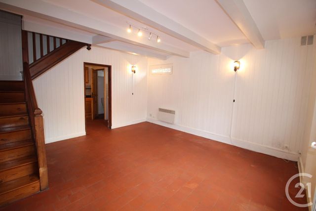 Maison &agrave; louer - 3 pi&egrave;ces - 56,56 m2 - Veules Les Roses - 76 - HAUTE-NORMANDIE