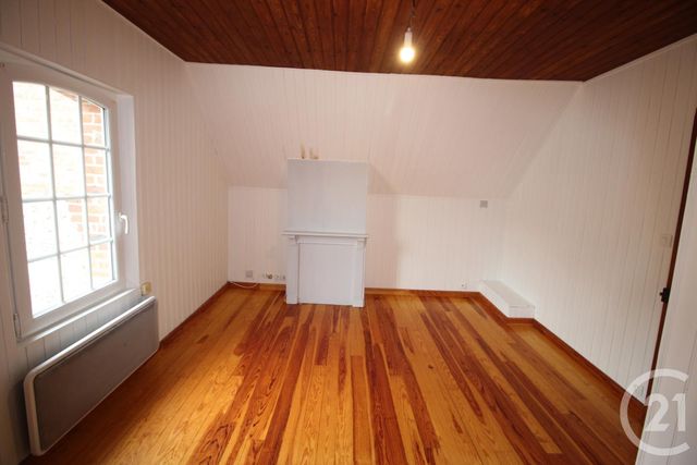 Maison &agrave; louer - 3 pi&egrave;ces - 56,56 m2 - Veules Les Roses - 76 - HAUTE-NORMANDIE
