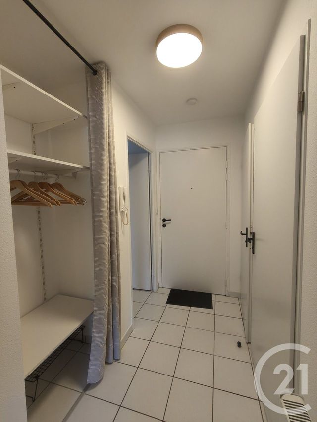 Appartement F2 &agrave; louer - 2 pi&egrave;ces - 46,33 m2 - St Valery En Caux - 76 - HAUTE-NORMANDIE