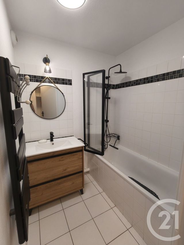 Appartement F2 &agrave; louer - 2 pi&egrave;ces - 46,33 m2 - St Valery En Caux - 76 - HAUTE-NORMANDIE