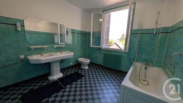 Maison à vendre - 8 pièces - 194,22 m2 - Cany Barville - 76 - HAUTE-NORMANDIE