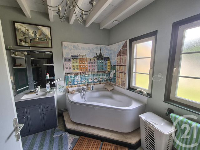 Afficher la photo en grand Maison à vendre - 15 pièces - 254,40 m2 - Veulettes Sur Mer - 76 - HAUTE-NORMANDIE