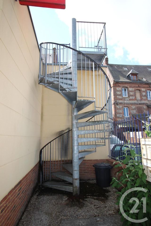 Appartement F3 à louer - 3 pièces - 62,84 m2 - Cany Barville - 76 - HAUTE-NORMANDIE