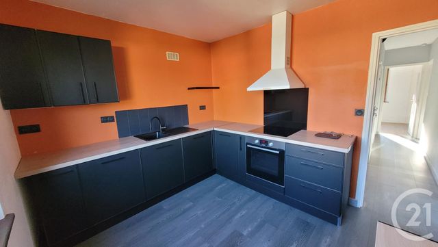 Maison à louer - 5 pièces - 104,33 m2 - Cany Barville - 76 - HAUTE-NORMANDIE