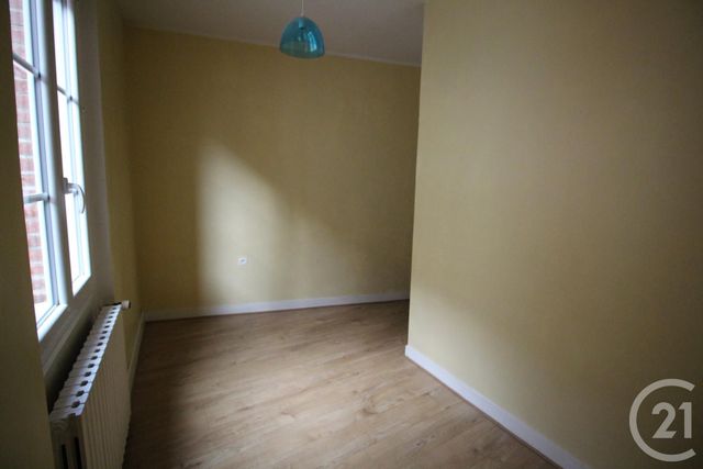 Maison à louer - 4 pièces - 79,77 m2 - Cany Barville - 76 - HAUTE-NORMANDIE