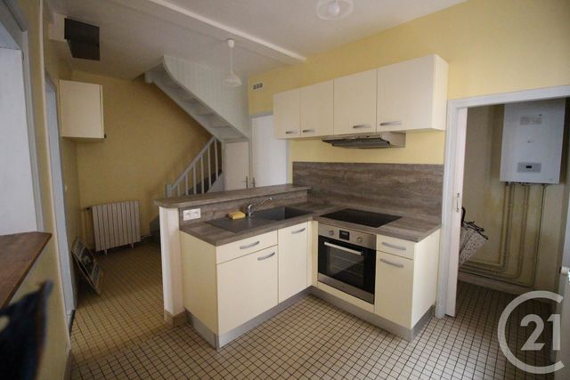 Maison à louer - 4 pièces - 79,77 m2 - Cany Barville - 76 - HAUTE-NORMANDIE