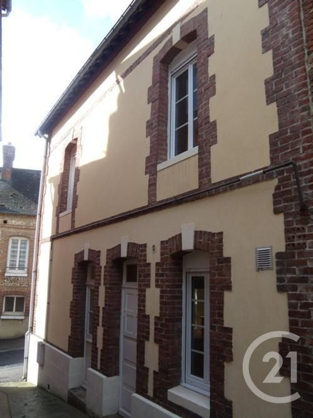 Maison à louer - 4 pièces - 79,77 m2 - Cany Barville - 76 - HAUTE-NORMANDIE