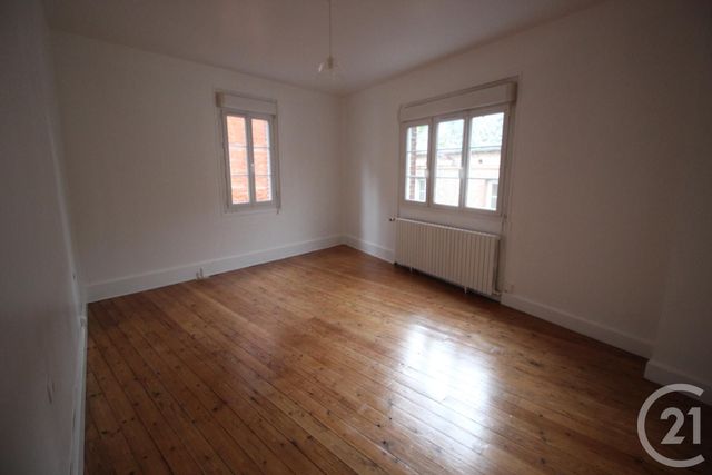 Maison à louer - 4 pièces - 79,77 m2 - Cany Barville - 76 - HAUTE-NORMANDIE