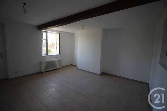 Maison &agrave; louer - 3 pi&egrave;ces - 79,85 m2 - Sasseville - 76 - HAUTE-NORMANDIE