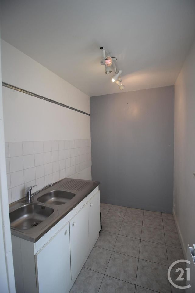 Appartement F2 &agrave; louer - 2 pi&egrave;ces - 40,32 m2 - Cany Barville - 76 - HAUTE-NORMANDIE