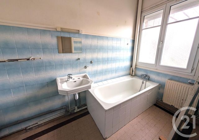 Appartement F1 bis &agrave; vendre - 2 pi&egrave;ces - 42,98 m2 - St Valery En Caux - 76 - HAUTE-NORMANDIE