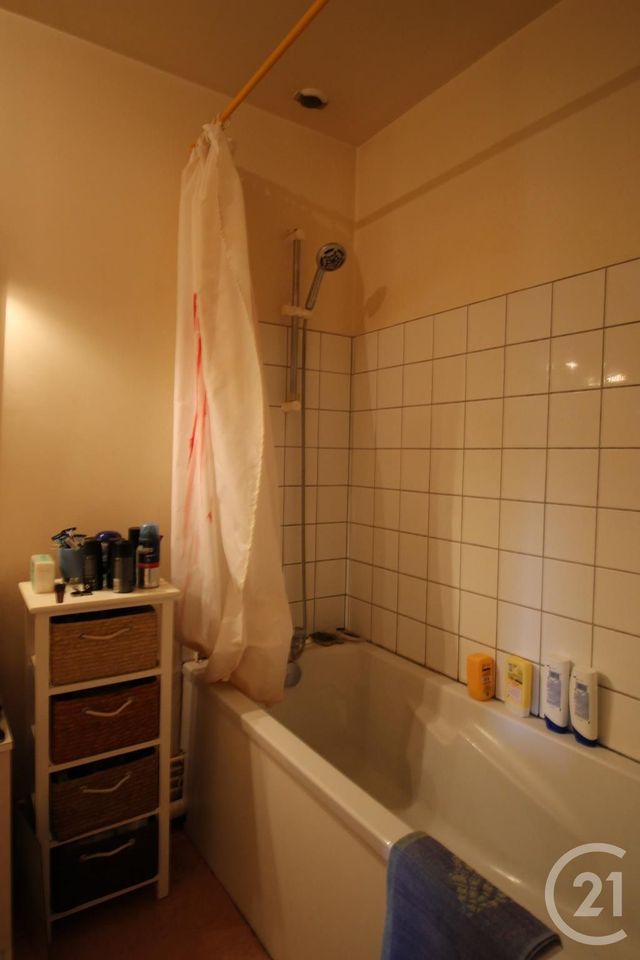 Appartement F3 &agrave; louer - 3 pi&egrave;ces - 62,84 m2 - Cany Barville - 76 - HAUTE-NORMANDIE