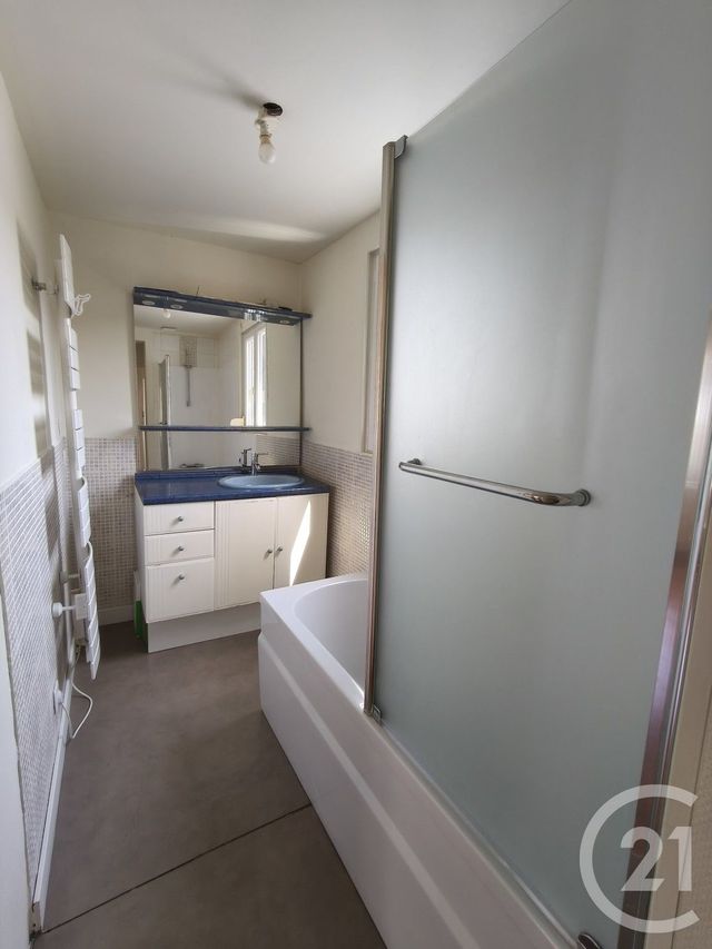 Appartement F3 &agrave; louer - 3 pi&egrave;ces - 45,64 m2 - Cany Barville - 76 - HAUTE-NORMANDIE