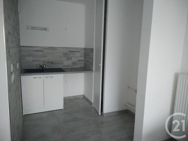Appartement F2 &agrave; louer - 2 pi&egrave;ces - 44,22 m2 - Yvetot - 76 - HAUTE-NORMANDIE