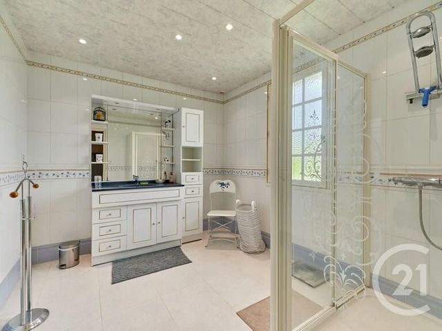 Maison à louer - 5 pièces - 134,30 m2 - La Riviere St Sauveur - 14 - BASSE-NORMANDIE