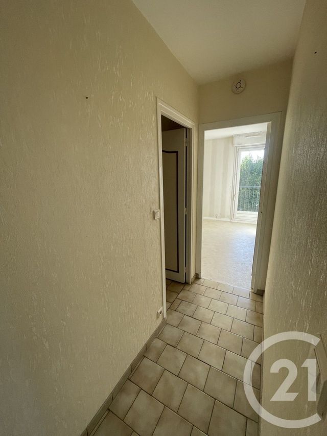 Afficher la photo en grand Appartement F2 bis à vendre - 3 pièces - 76,83 m2 - Le Havre - 76 - HAUTE-NORMANDIE