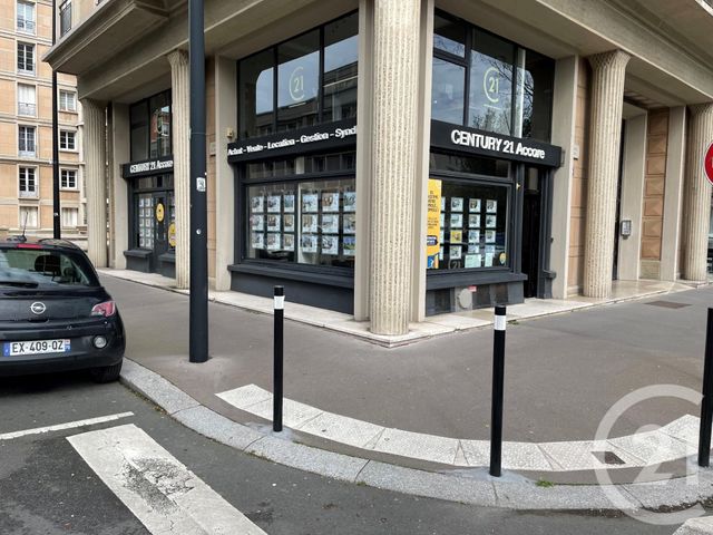 Afficher la photo en grand Parking à louer - 9 m2 - Le Havre - 76 - HAUTE-NORMANDIE