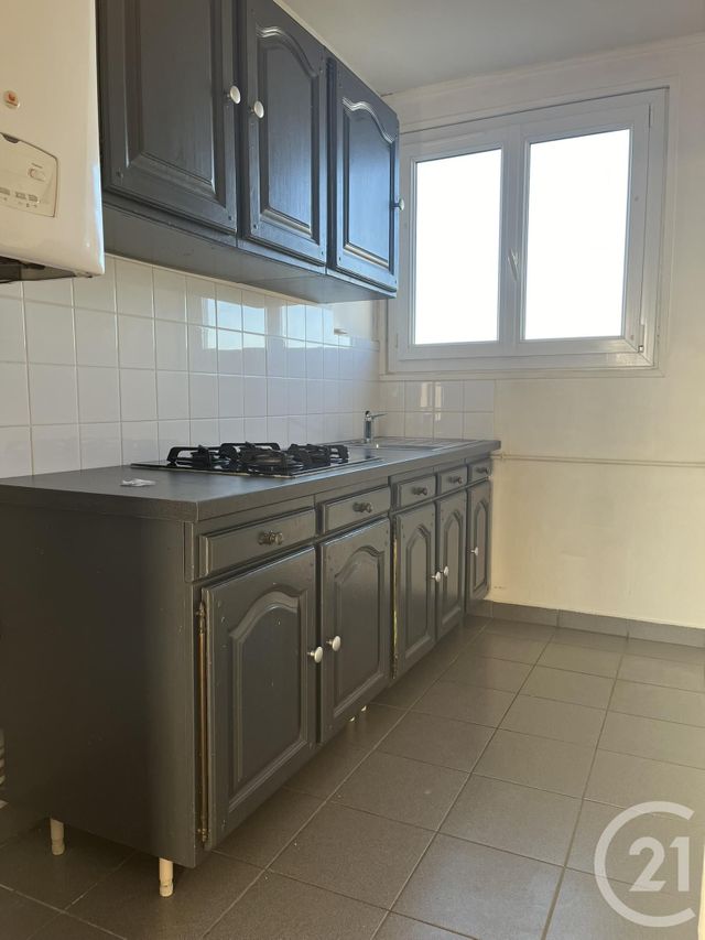 Afficher la photo en grand Appartement F3 à louer - 3 pièces - 62,35 m2 - Le Havre - 76 - HAUTE-NORMANDIE