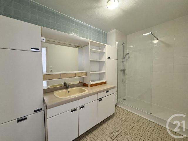 Appartement F3 à louer - 3 pièces - 83,50 m2 - Le Havre - 76 - HAUTE-NORMANDIE