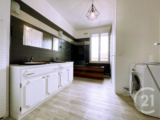 Afficher la photo en grand Appartement F2 à louer - 2 pièces - 51,39 m2 - Le Havre - 76 - HAUTE-NORMANDIE