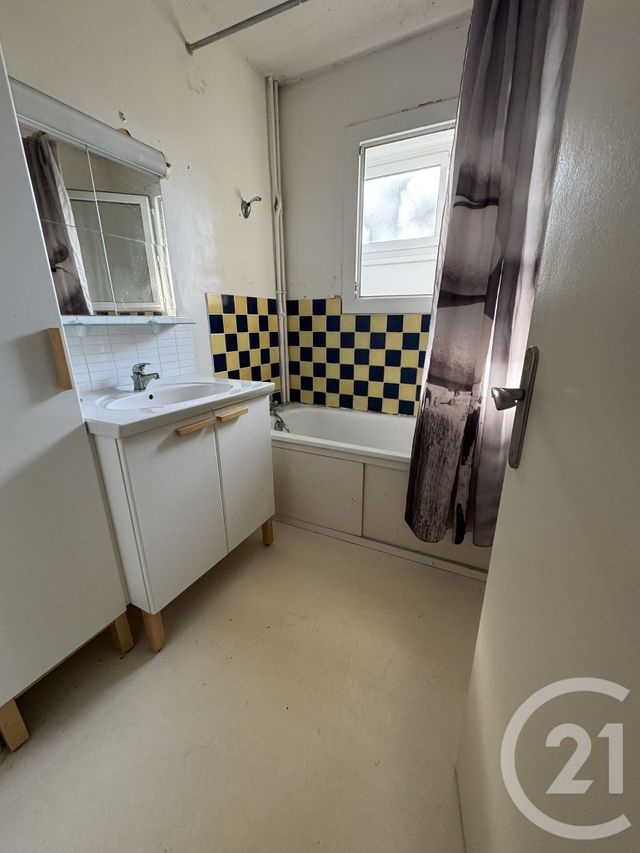 Appartement F3 à louer - 3 pièces - 58,86 m2 - Ste Adresse - 76 - HAUTE-NORMANDIE