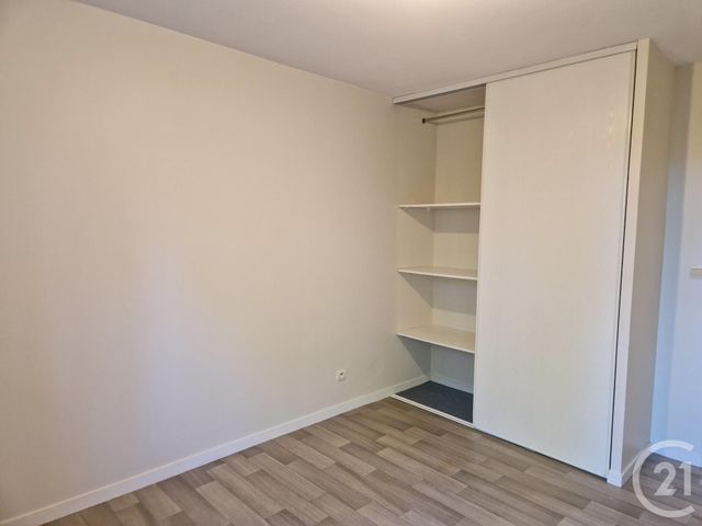 Appartement &agrave; louer - 2 pi&egrave;ces - 48,42 m2 - Fecamp - 76 - HAUTE-NORMANDIE