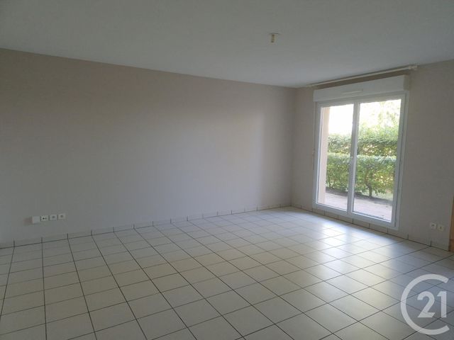 Appartement &agrave; louer - 2 pi&egrave;ces - 48,42 m2 - Fecamp - 76 - HAUTE-NORMANDIE