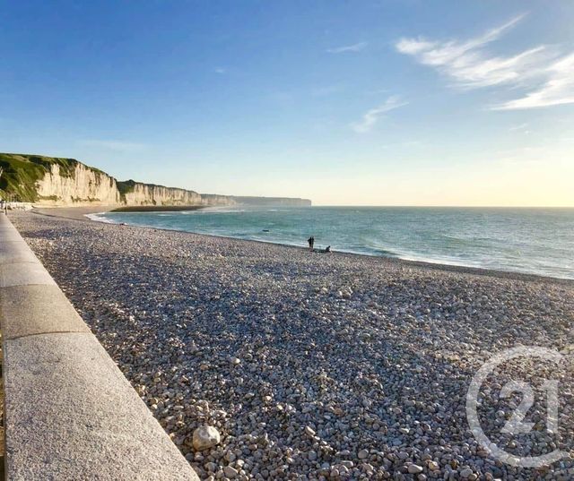 Appartement Atelier d'artiste à vendre - 2 pièces - 30 m2 - Fecamp - 76 - HAUTE-NORMANDIE