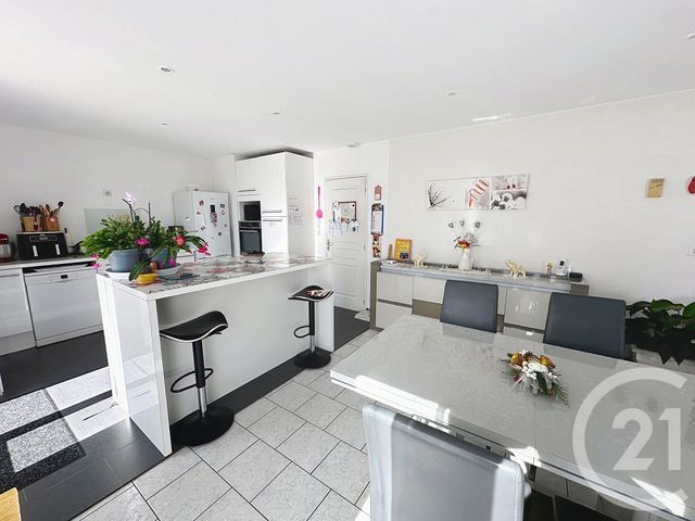 Afficher la photo en grand Maison à vendre - 6 pièces - 99,92 m2 - Froberville - 76 - HAUTE-NORMANDIE