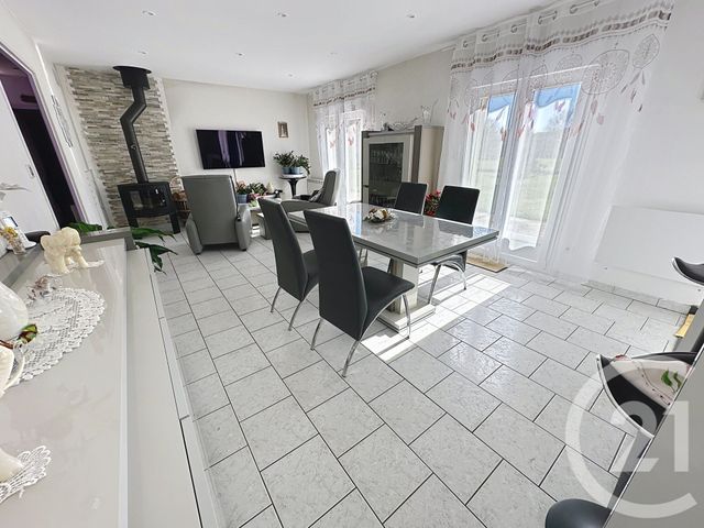 Afficher la photo en grand Maison à vendre - 6 pièces - 99,92 m2 - Froberville - 76 - HAUTE-NORMANDIE
